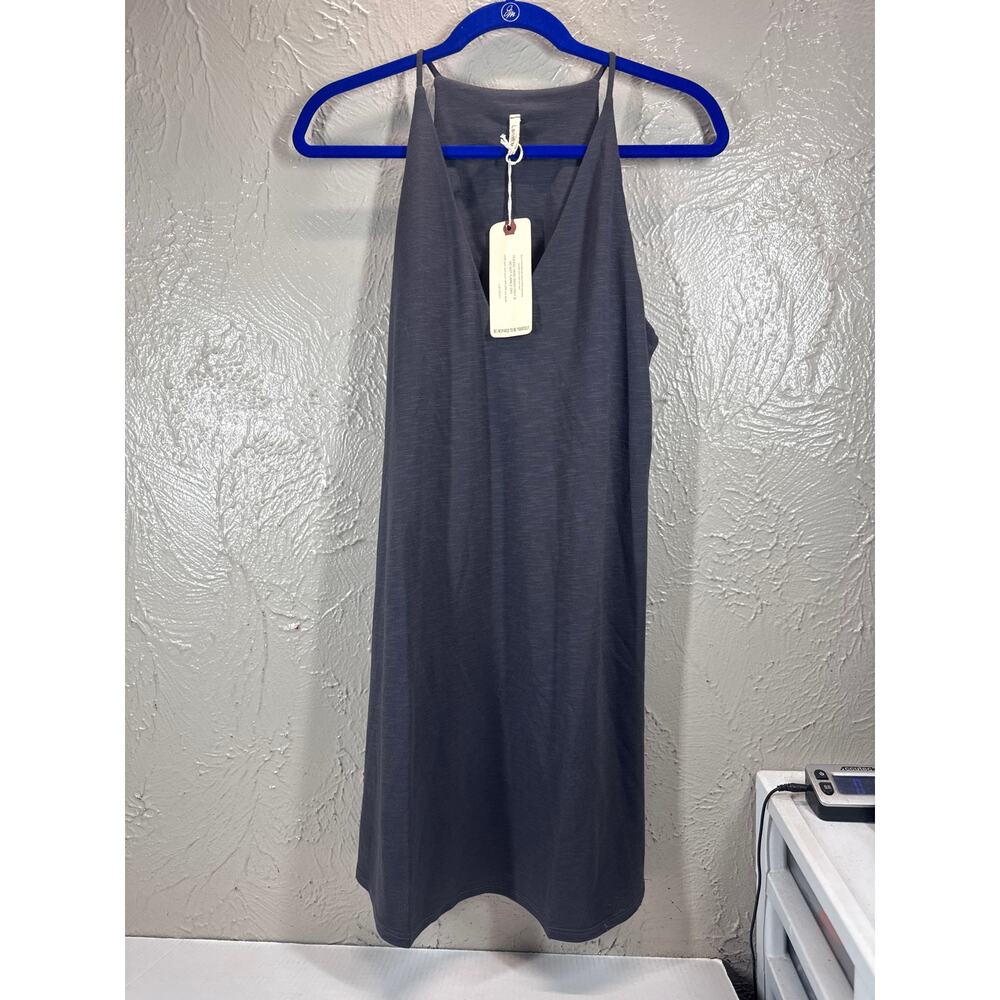 Lanston Women’s Gray V Neck Sleeveless Shift‎ Dress Size Medium NWT